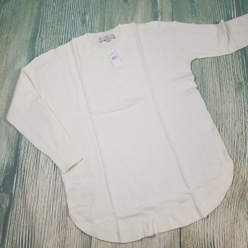 New LOFT cream textured curved hem sweater
